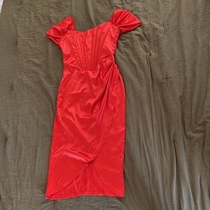 Nwt women’s formal dress red size small